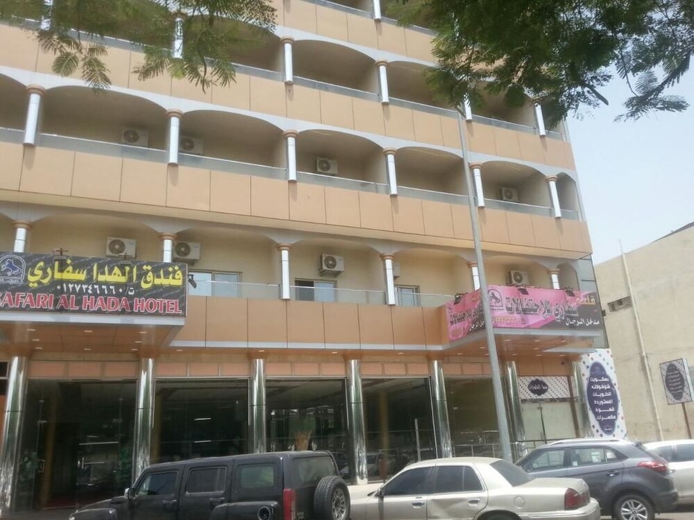 Book Safari Al Hada Hotel In Taif Hotels Safari Al Hada Hotel Taif Interior Entrance