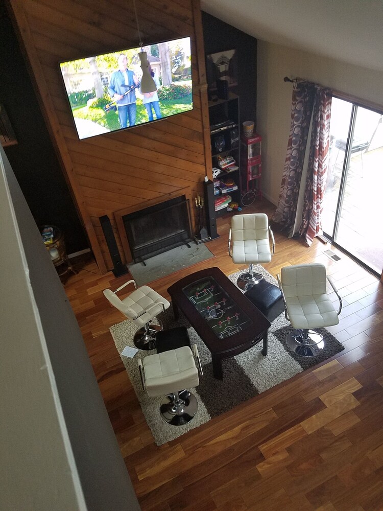 Book Nice Cozy Town Home In Bushkill Hotels Nice Cozy Town Home Bushkill