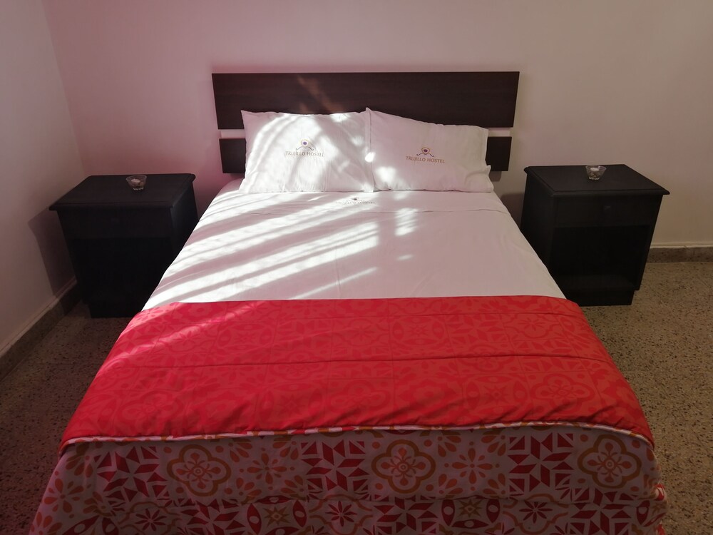 トルヒージョ ホステル トルヒーリョ およびその周辺地域 の宿泊予約 ホテルズドットコム