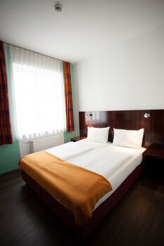 Top 10 Hostels In Munich From 41 Night Hotels