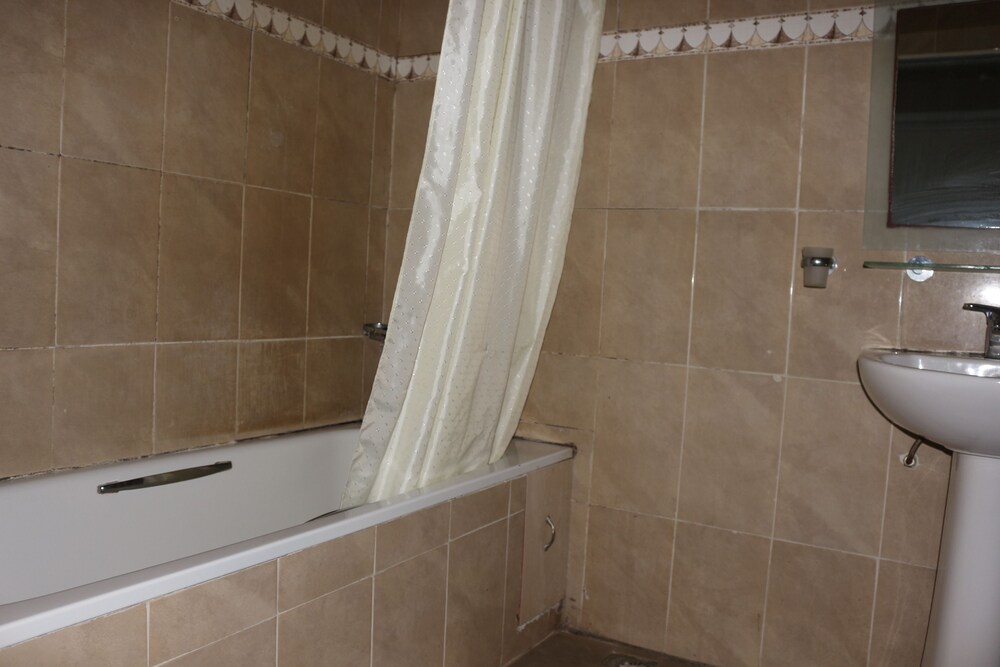 Book Grace Garden Apartments In Eket Hotels Com