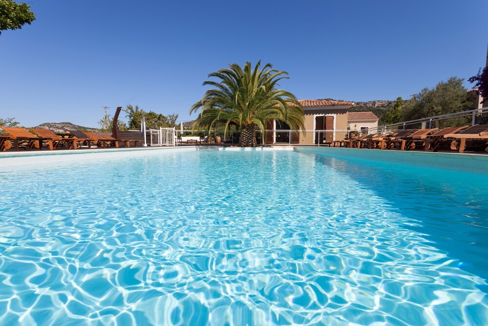 卡塞雷区住宅酒店预订, 2019帕特里莫尼奥卡塞雷区住宅酒店价格| hote