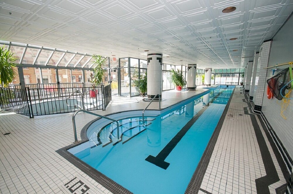 アパートメンツ イン ダウンタウン バンクーバー バンクーバー の宿泊予約 ホテルズドットコム