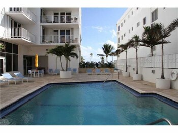 15 Closest Hotels To The Gallery At Beach Place In Fort Lauderdale 15 Closest Hotels To The Gallery At Beach Place In Fort Lauderdale