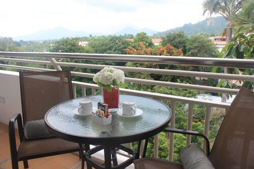 Hotels Com Deals Discounts For Hotel Reservations From Luxury Hotels To Budget Accommodations