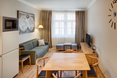 Louren Apartments In Prag Hotels Com