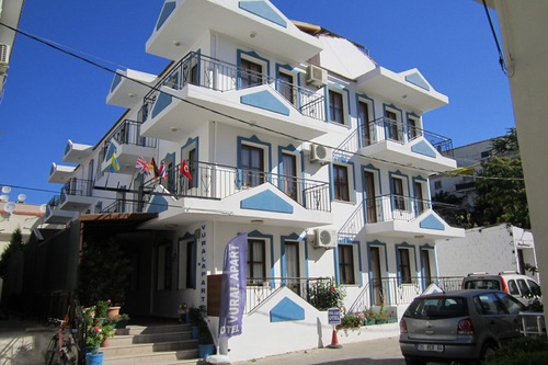 Vural Apart Hotel Cesme Hotels Com