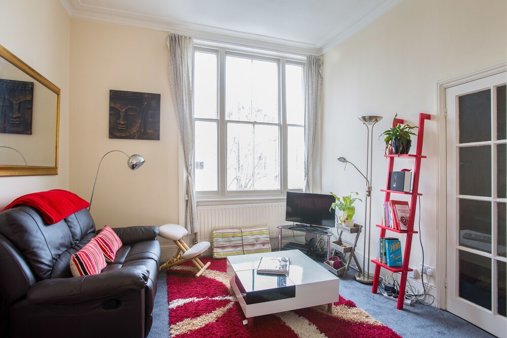 Book Exotic Chalk Farm Home Close To Regents Park In London Hotels Exotic Chalk Farm Home Close To Regents Park London