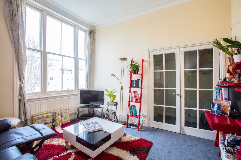 Book Exotic Chalk Farm Home Close To Regents Park In London Hotels Exotic Chalk Farm Home Close To Regents Park London Apartment 1 Bedroom