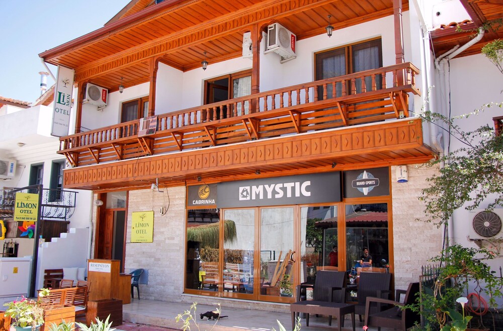 Limon Otel Ula Hotels Com