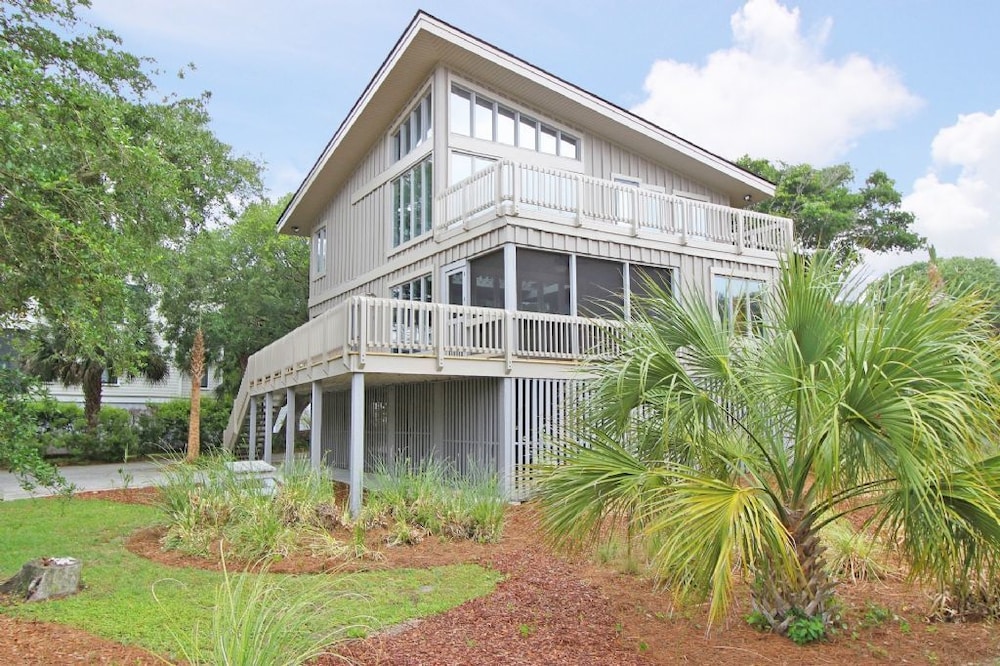 book 12 57th ave 4 bedrooms 3 bathrooms home in isle of palms
