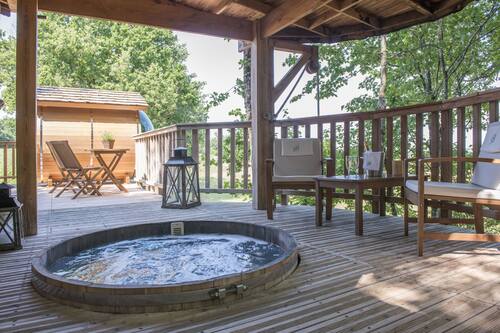 book cabane du bois des nauzes in seyches hotels com