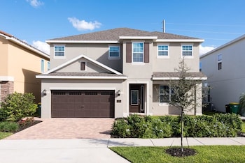 Picture of Reunion Kings Landing 6 Bedroom Home with Private Pool and Spa in Orlando