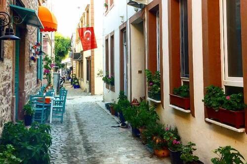 Book Sirin Pansiyon In Ayvalik Hotels Com Book Sirin Pansiyon In Ayvalik Hotels Com