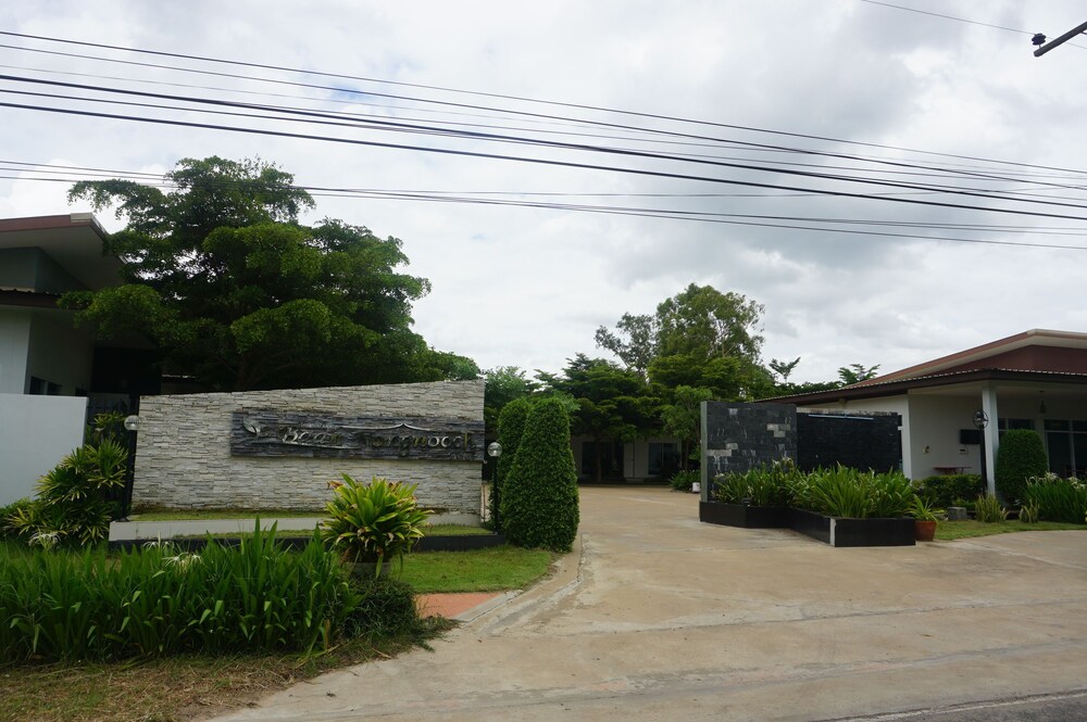 Baan Nongnooch Hotel Roi Et Thailand Accommodation Baan Nongnooch Hotel Roi Et