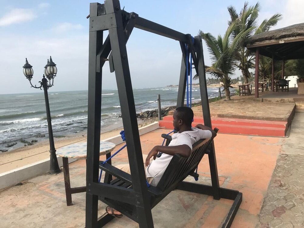 pram beach restaurant