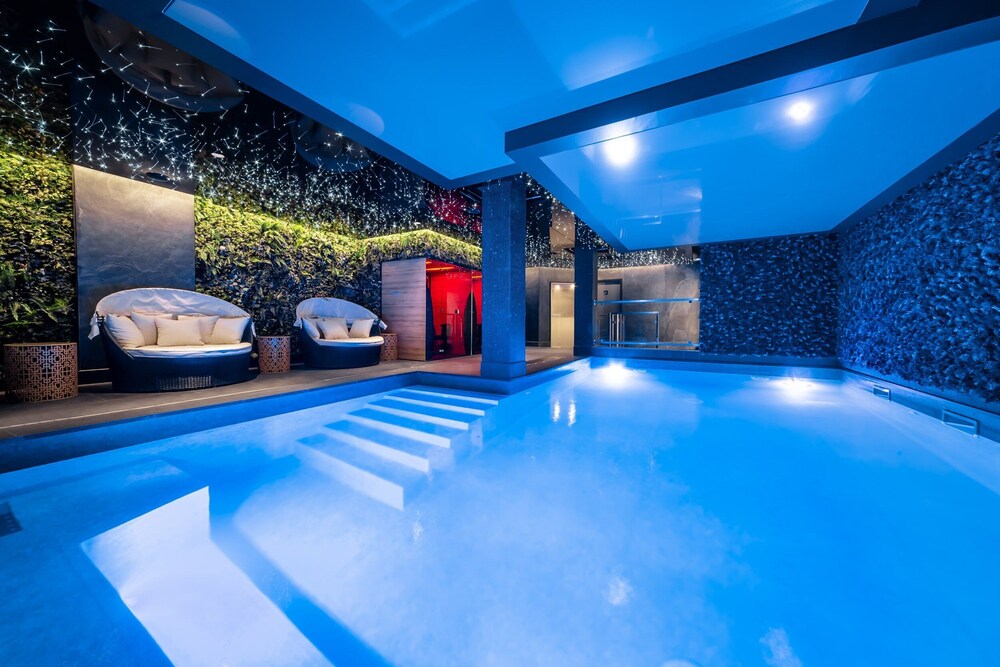 Voco Strasbourg Centre The Garden An Ihg Hotel Strassburg Und Umgebung Hotels Com