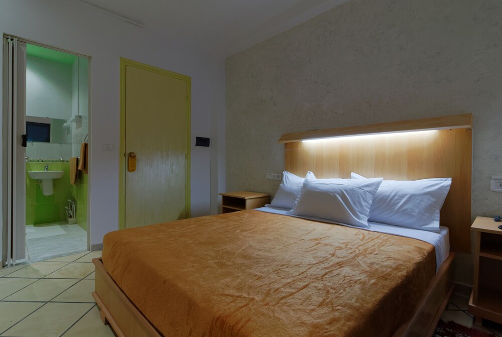 Hotel Roma Tunis Tunis Hotels Com