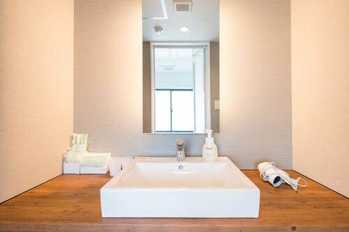 花築大阪心斎橋ホテル ショッピングセンター近くで心斎橋筋商店街へもアクセスしやすい中心部のホテル 宿泊予約はホテルズドットコム