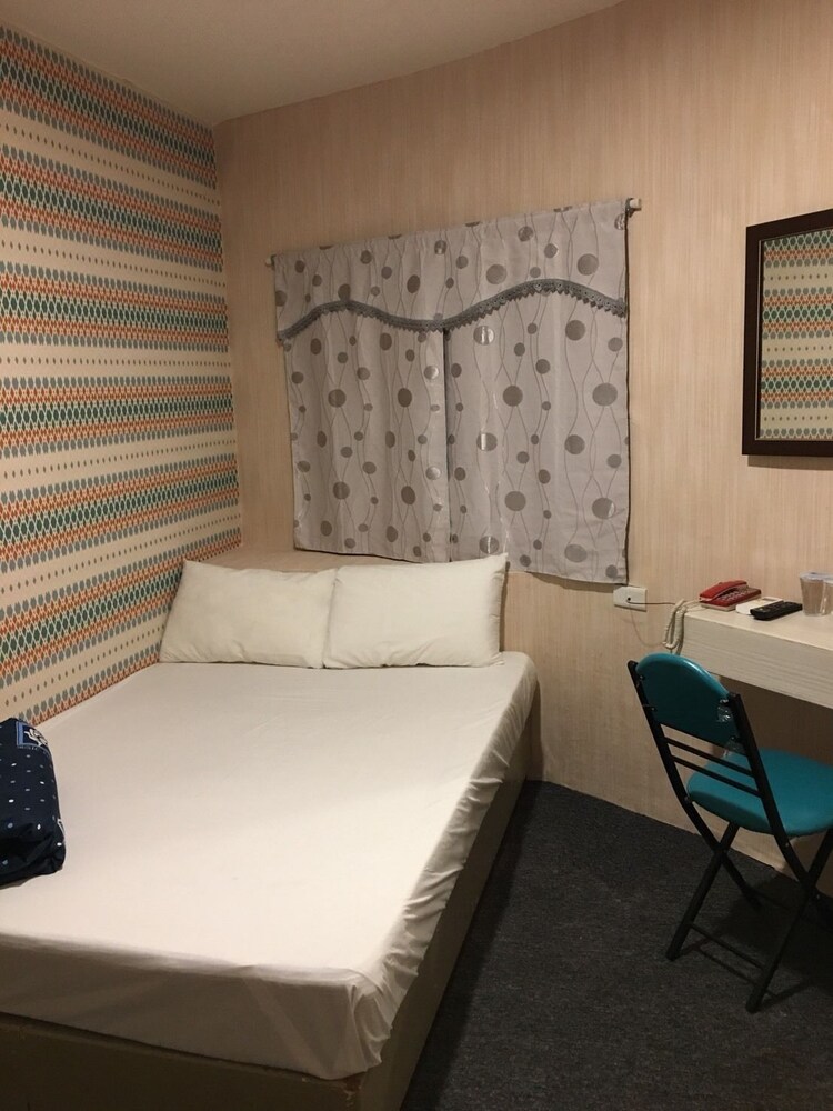 シン ドゥ ホテル (新都旅館) ( 新北市 ) の宿泊予約  ホテルズドットコム