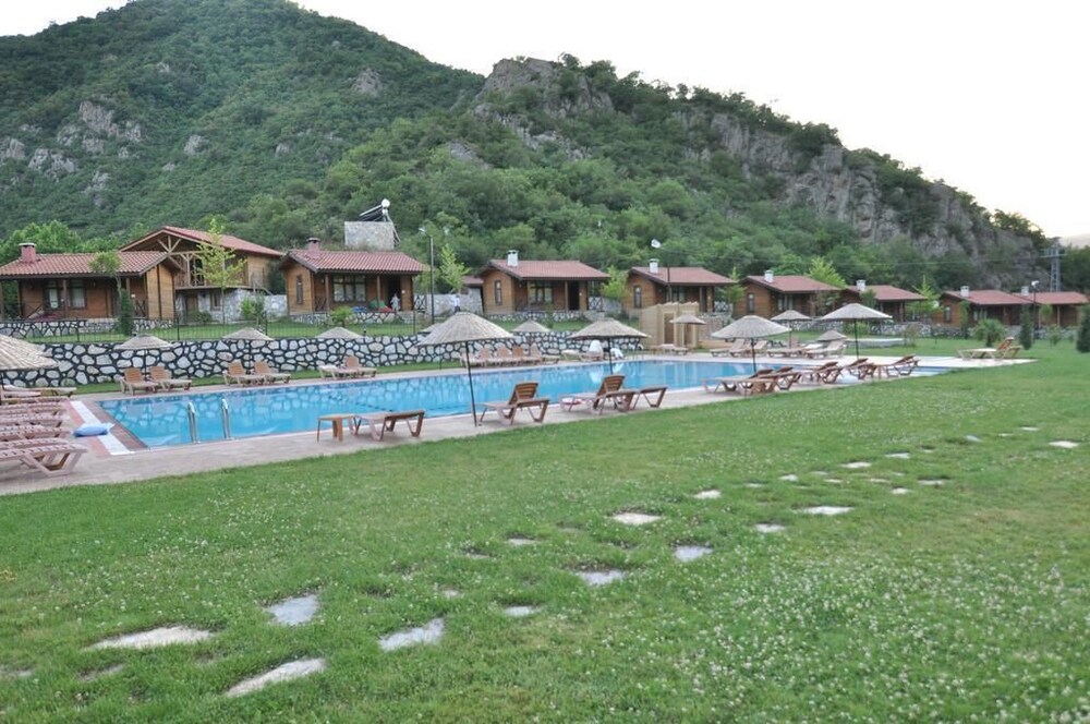 book bagdat resort in karamursel hotels com