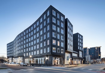 15 Closest Hotels To Boise State University In