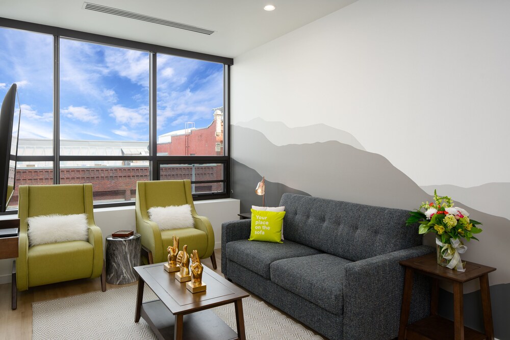 Book Stay Alfred At M Apartments In Spokane Hotels Com