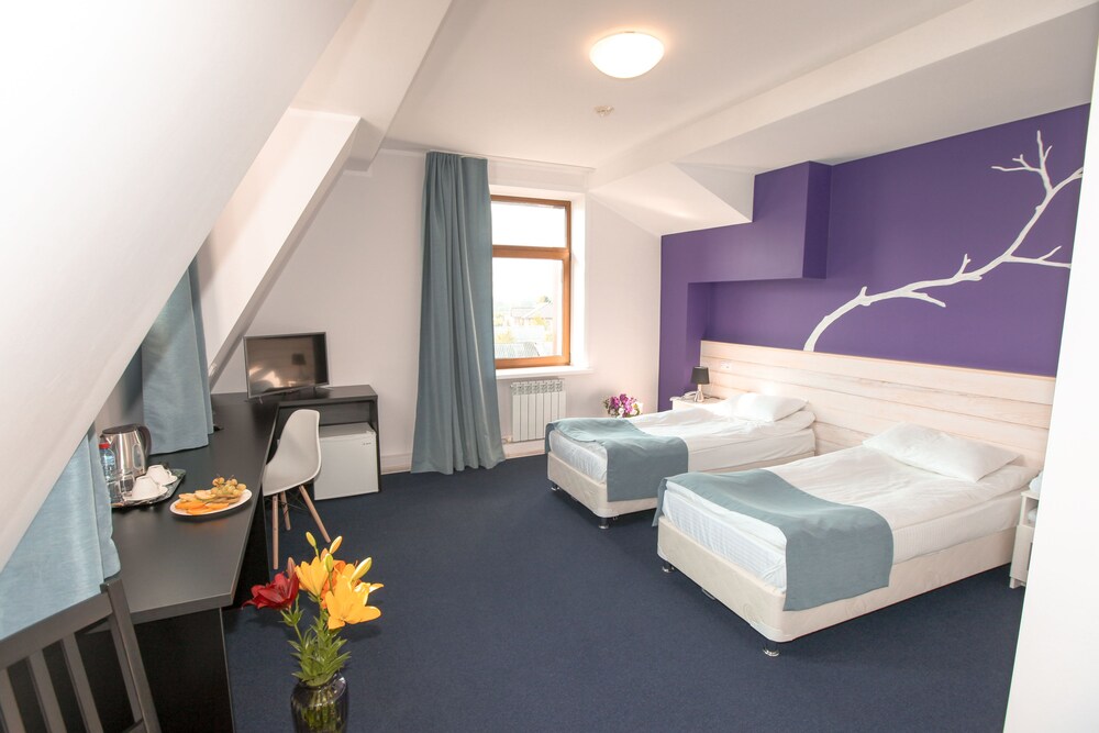 ニコラ ホテル Listvyanskoe の宿泊予約 ホテルズドットコム