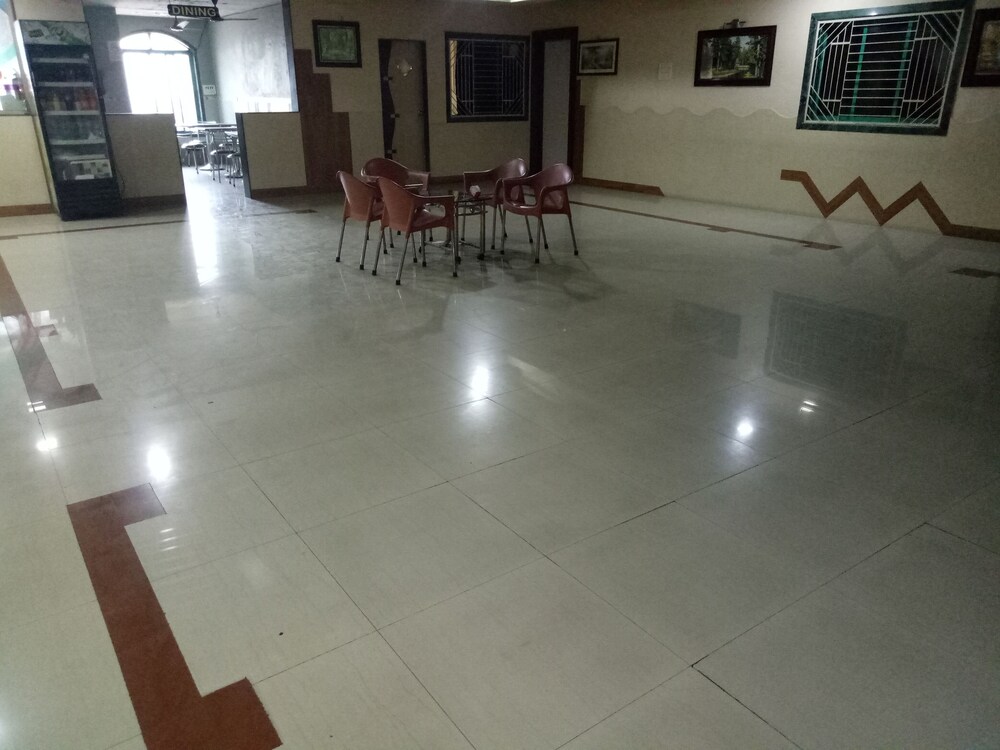 Royal Guest House Bhiwandi India Bhiwandi Hotel Discounts Hotels Com To kick things off, here's a special offer: royal guest house bhiwandi india