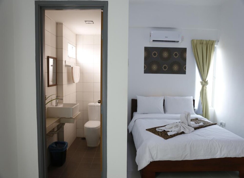 Book Mawar Villa In Kuantan Hotels Com