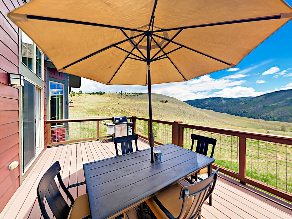 540 Lone Eagle Home 3 Bedrooms 25 Bathrooms Granby Balcony 540 Lone Eagle Home 3 Bedrooms 25 Bathrooms Granby Balcony
