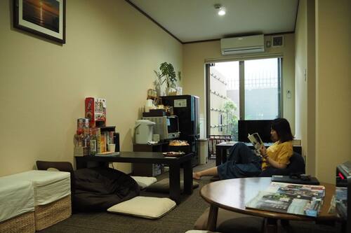 ゲストハウス菜の花 女性専用 京都市 の宿泊予約 ホテルズドットコム ゲストハウス菜の花 女性専用 京都市 の宿泊予約 ホテルズドットコム