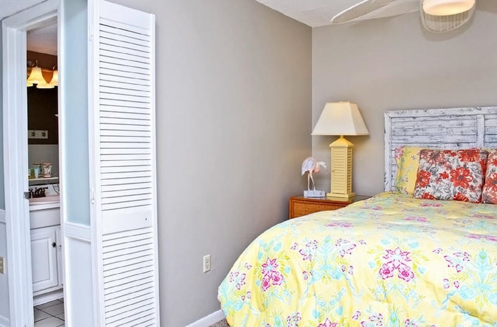 book gulf shores surf racquet 515a one bedroom condo in gulf