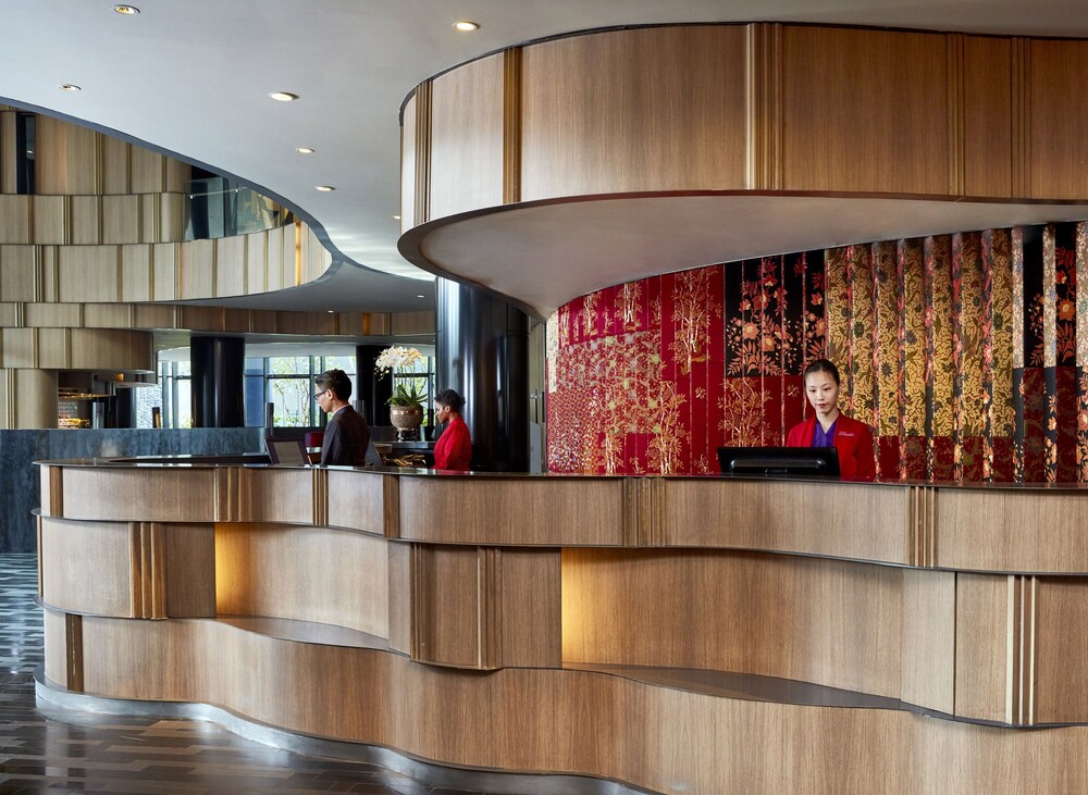 クラウン プラザ チャンギ エアポート Sg Clean アン イhg ホテル チャンギ 国際空港に近い屋外プール付きのホテル 宿泊予約はホテルズドットコム