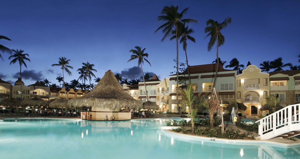 Hotels.com - Deals & Discounts for Hotel Reservations from Luxury Hotels to Budget Accommodations