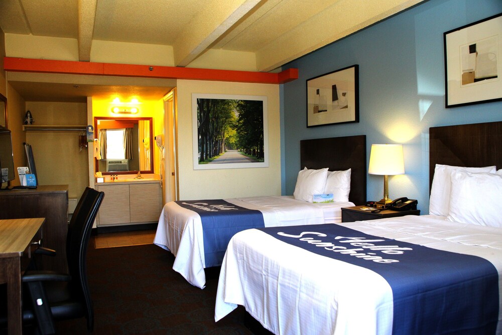 Days Inn By Wyndham Denver Downtown In Denver Hotels Com