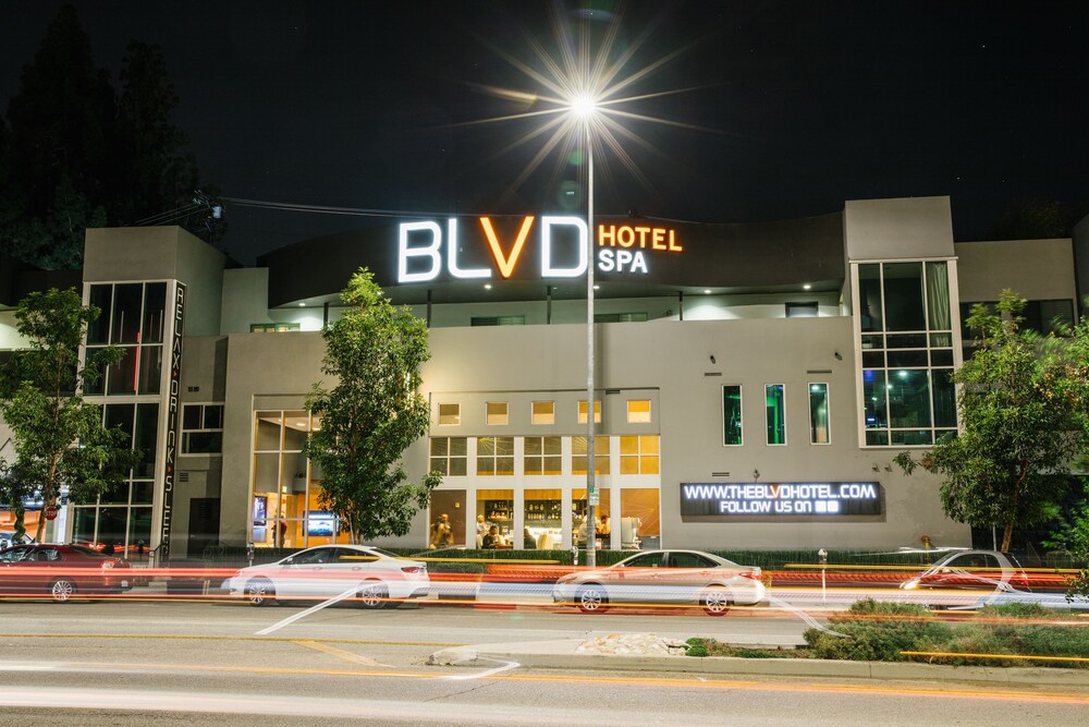 Book BLVD Hotel & Spa in Studio City