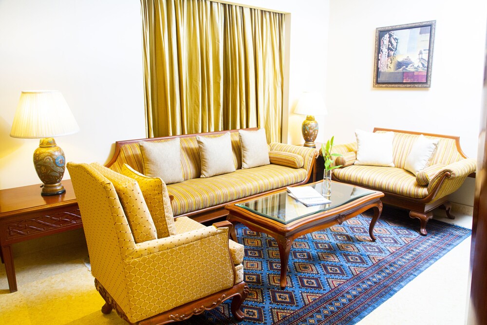 Book Taj Club House In Chennai Hotels Com