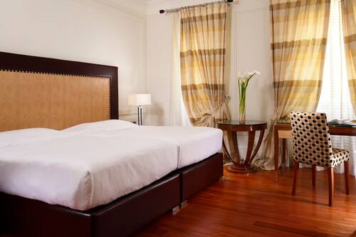 ウナ ホテル ローマ ローマテルミニ駅から近くて便利なレストラン付きのホテル 宿泊予約はホテルズドットコム ウナ ホテル ローマ ローマテルミニ駅から近くて便利なレストラン付きのホテル 宿泊予約はホテルズドットコム