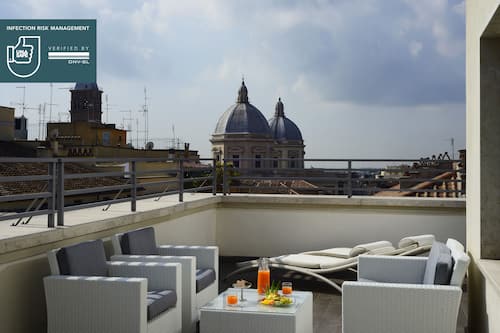 ウナ ホテル ローマ ローマテルミニ駅から近くて便利なレストラン付きのホテル 宿泊予約はホテルズドットコム ウナ ホテル ローマ ローマテルミニ駅から近くて便利なレストラン付きのホテル 宿泊予約はホテルズドットコム