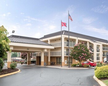 15 Closest Hotels To Knoxville Zoo In