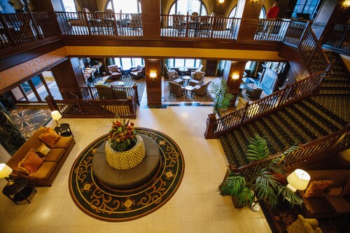 15 Closest Hotels to Diamond Jo Casino in Dubuque | Hotels.com