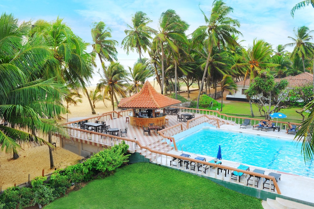 Golden Star Beach Hotel In Negombo Book On Hotels Golden Star Beach Hotel Negombo