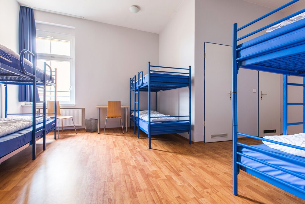 A O Wien Stadthalle In Wien Hotels Com