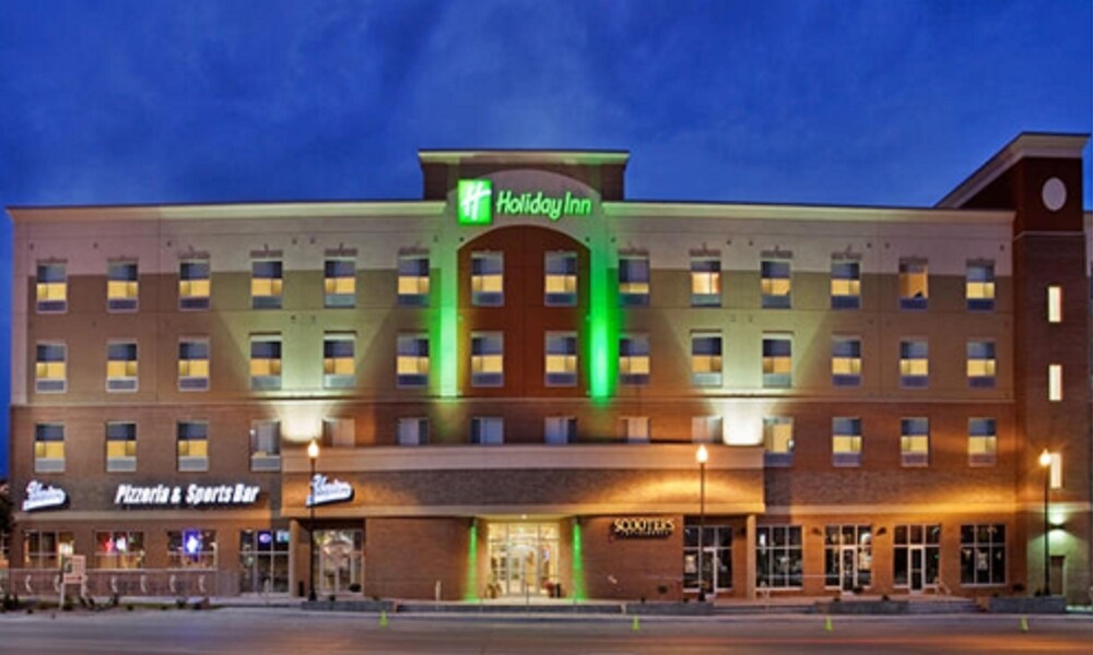 Book Holiday Inn Omaha Downtown Airport In Hotels Holiday Inn Omaha Downtown Airport