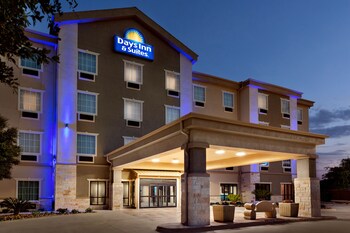 Hotels In San Antonio >> 15 Closest Hotels To Freeman Coliseum In San Antonio Hotels Com Hotels In San Antonio >> 15 Closest Hotels To Freeman Coliseum In San Antonio Hotels Com