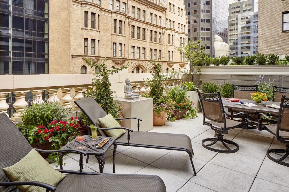 The Chatwal A Luxury Collection Hotel New York City New York United States Of America New York Hotel Discounts Hotels Com