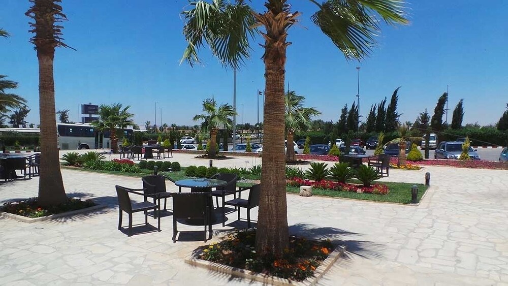 hotel proche aeroport amman