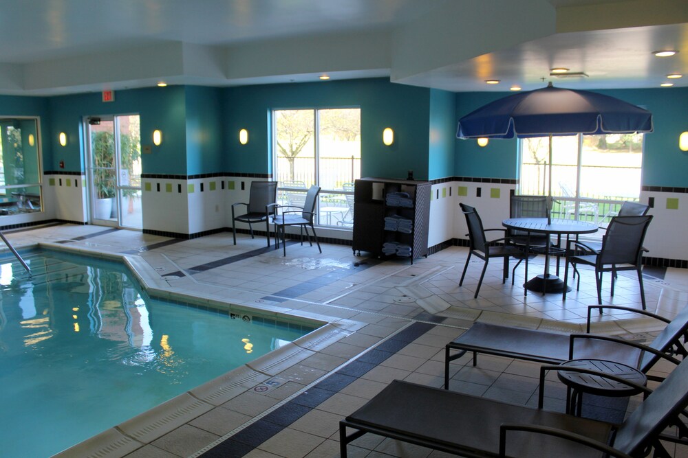 Book Fairfield Inn Suites Seymour In Hotels Fairfield Inn Suites Seymour Indoor Pool