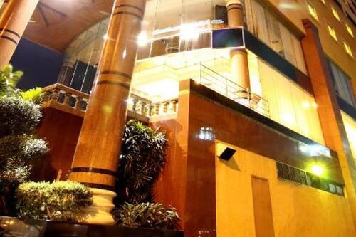 Book Grand Tower Inn Rama Vi Hotel In Bangkok Hotels Com Book Grand Tower Inn Rama Vi Hotel In Bangkok Hotels Com